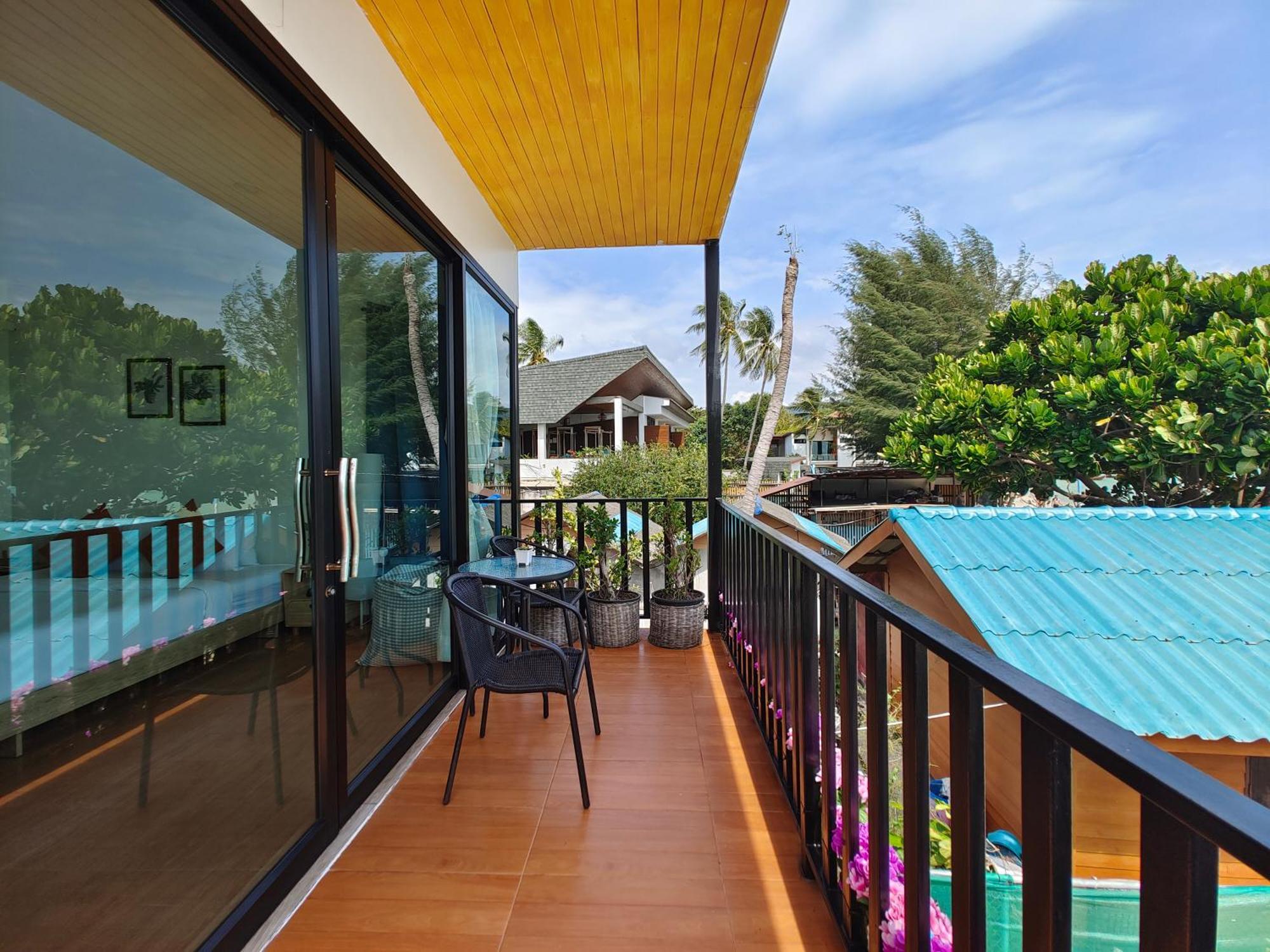 Lipe Sunrise Beach House Екстериор снимка